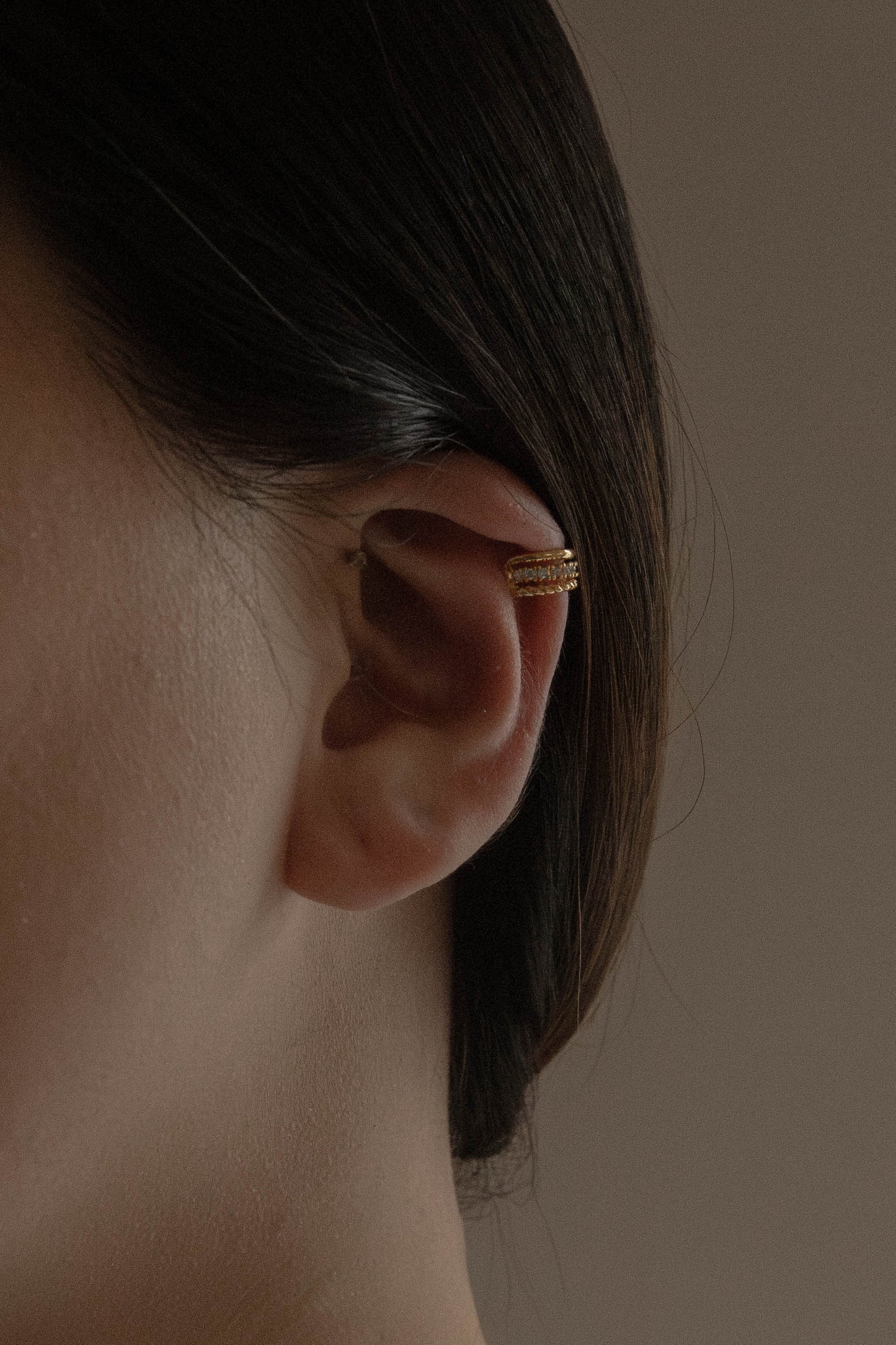 Band Stone Cuff Earring | Gold