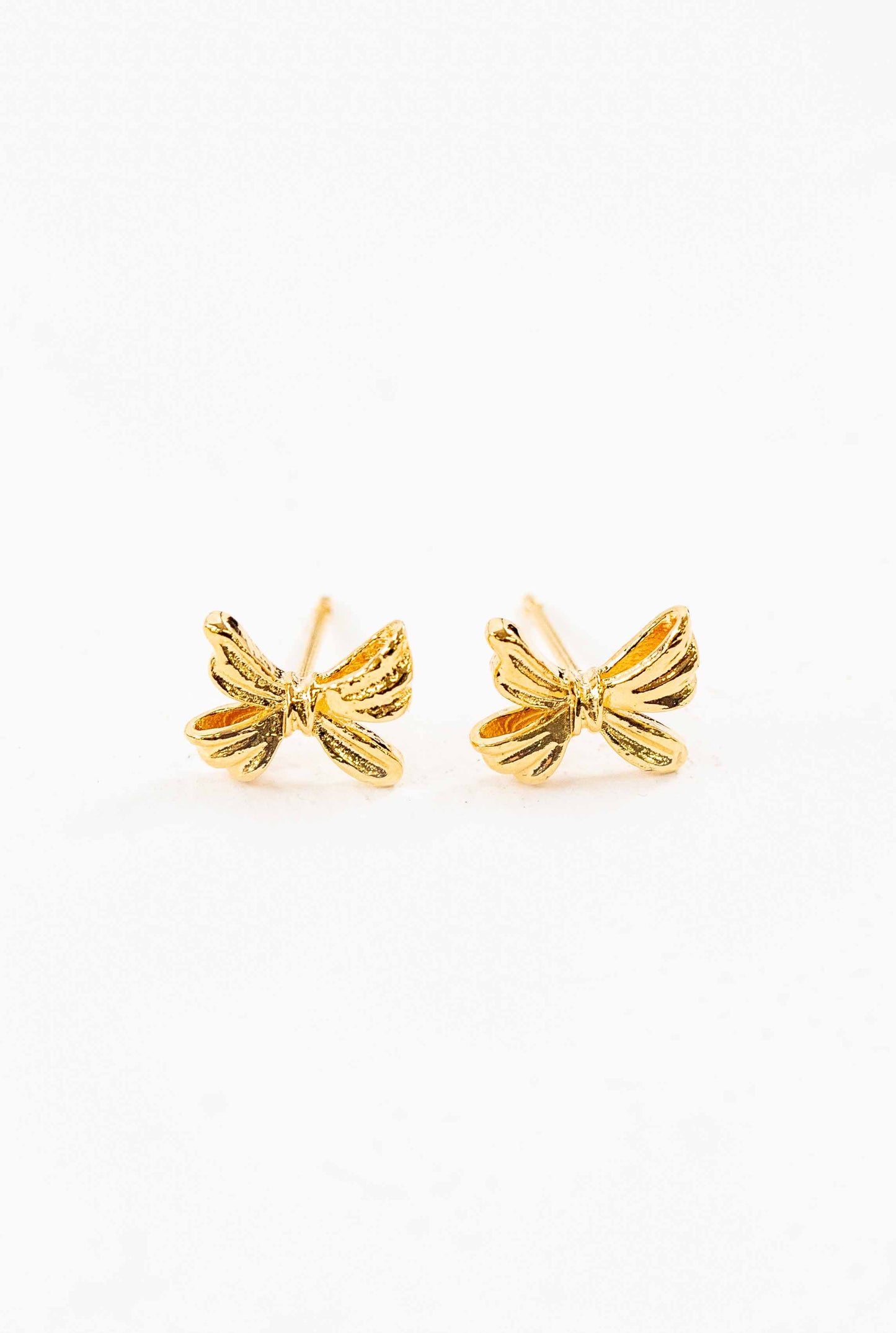 Ample Bow Charm Earrings | Gold