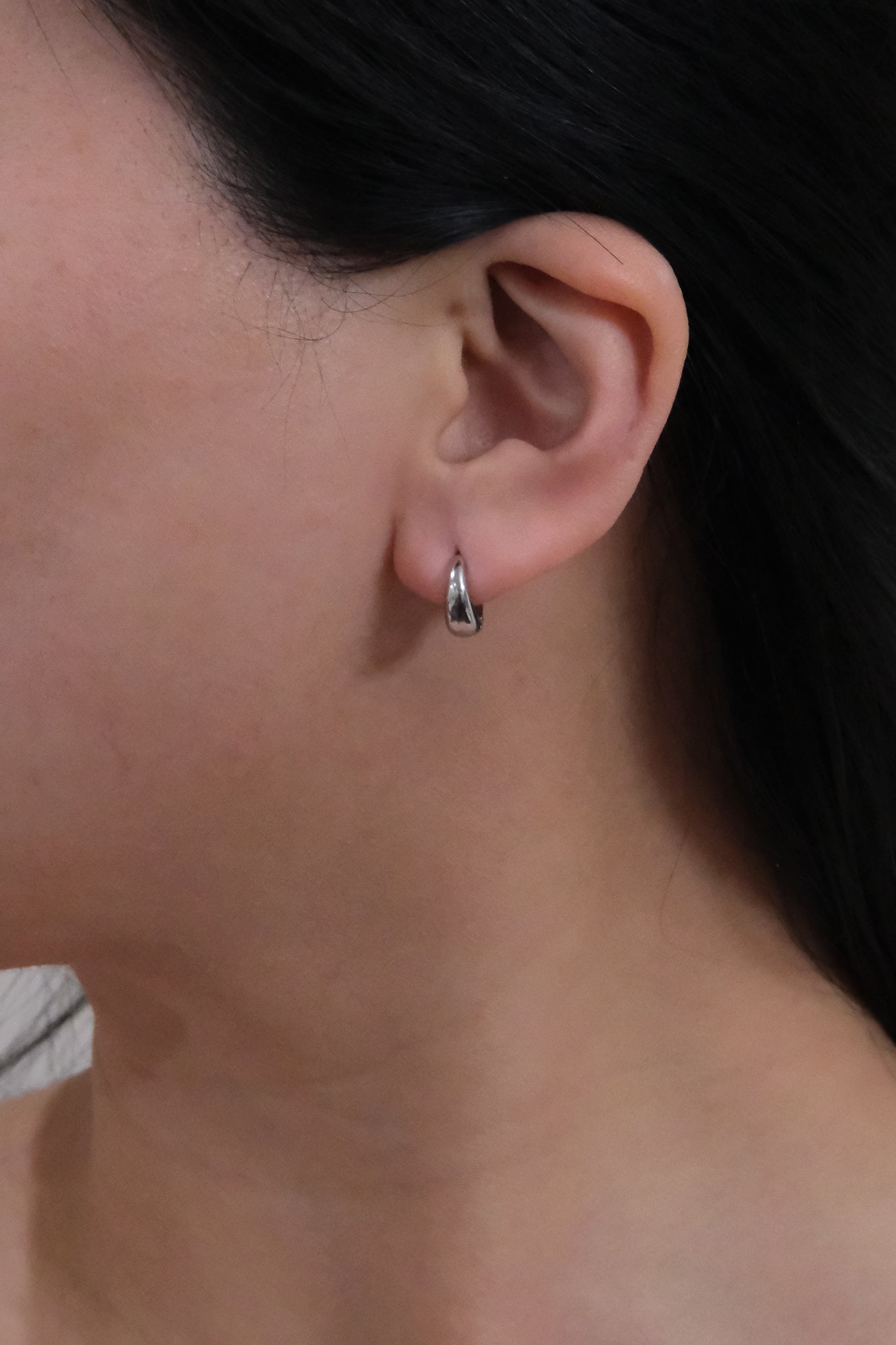 Minimal 12mm Hoop Earrings | Silver
