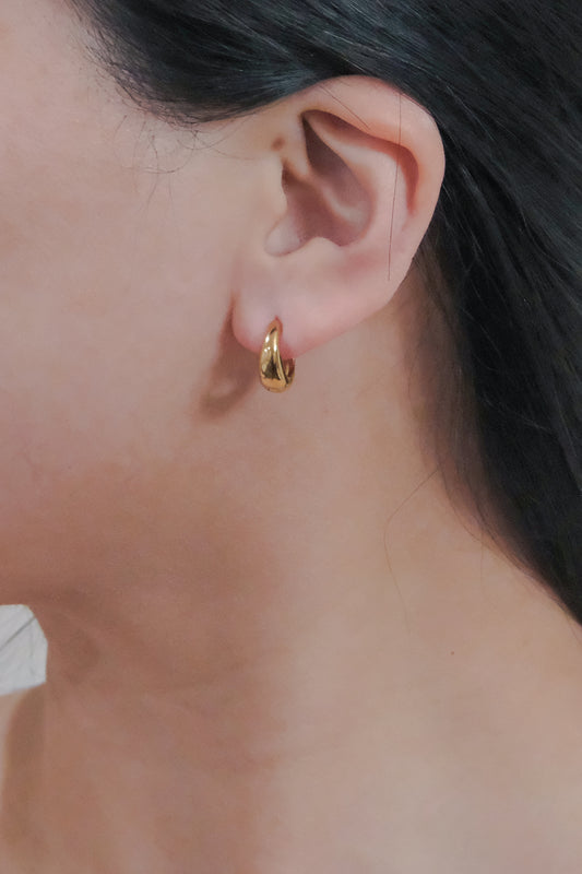 Minimal 14mm Hoop Earrings | Gold
