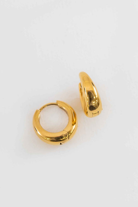Minimal 17mm Hoop Earrings | Gold