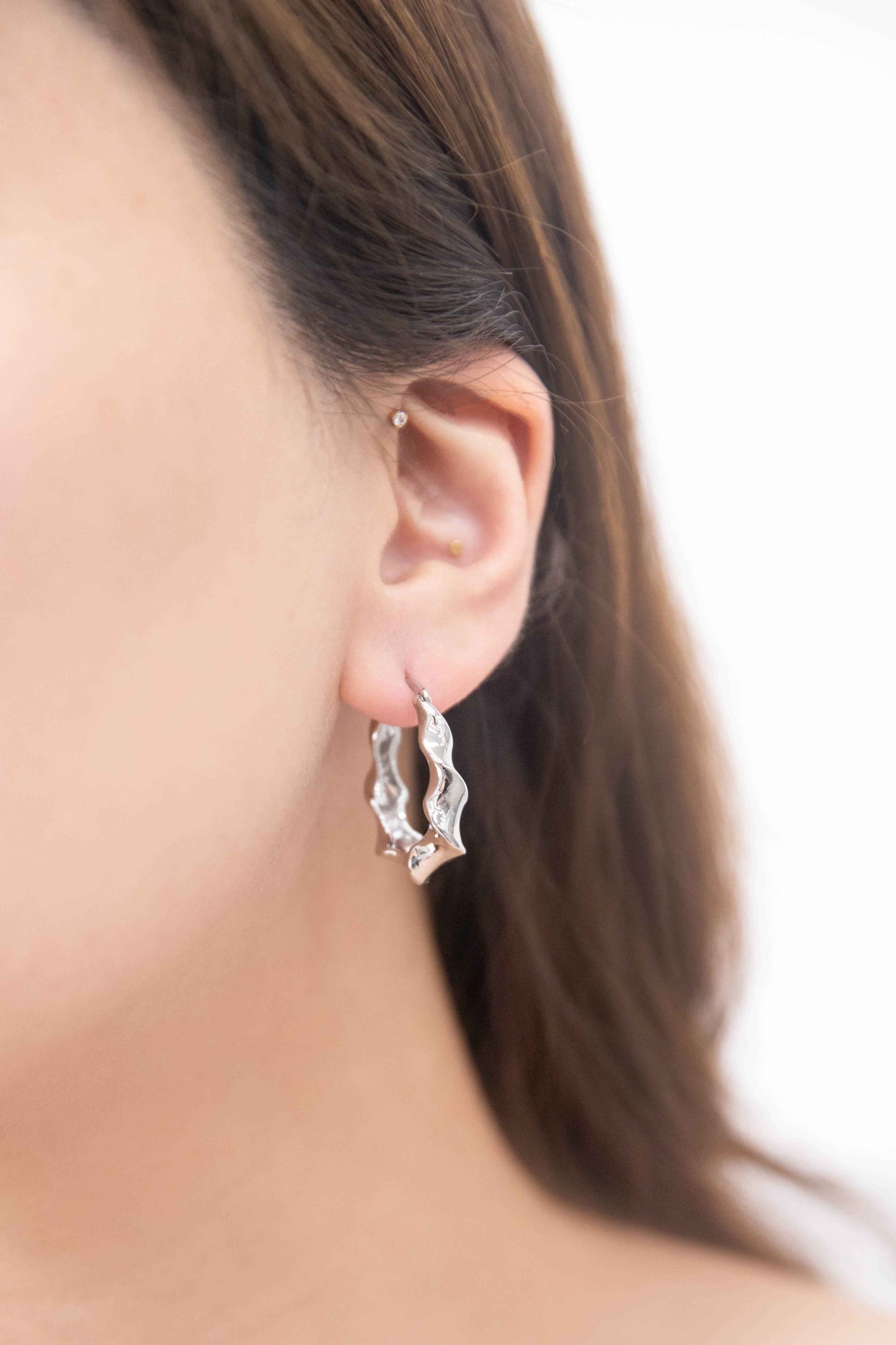 Twisted Hoop Earrings | Silver