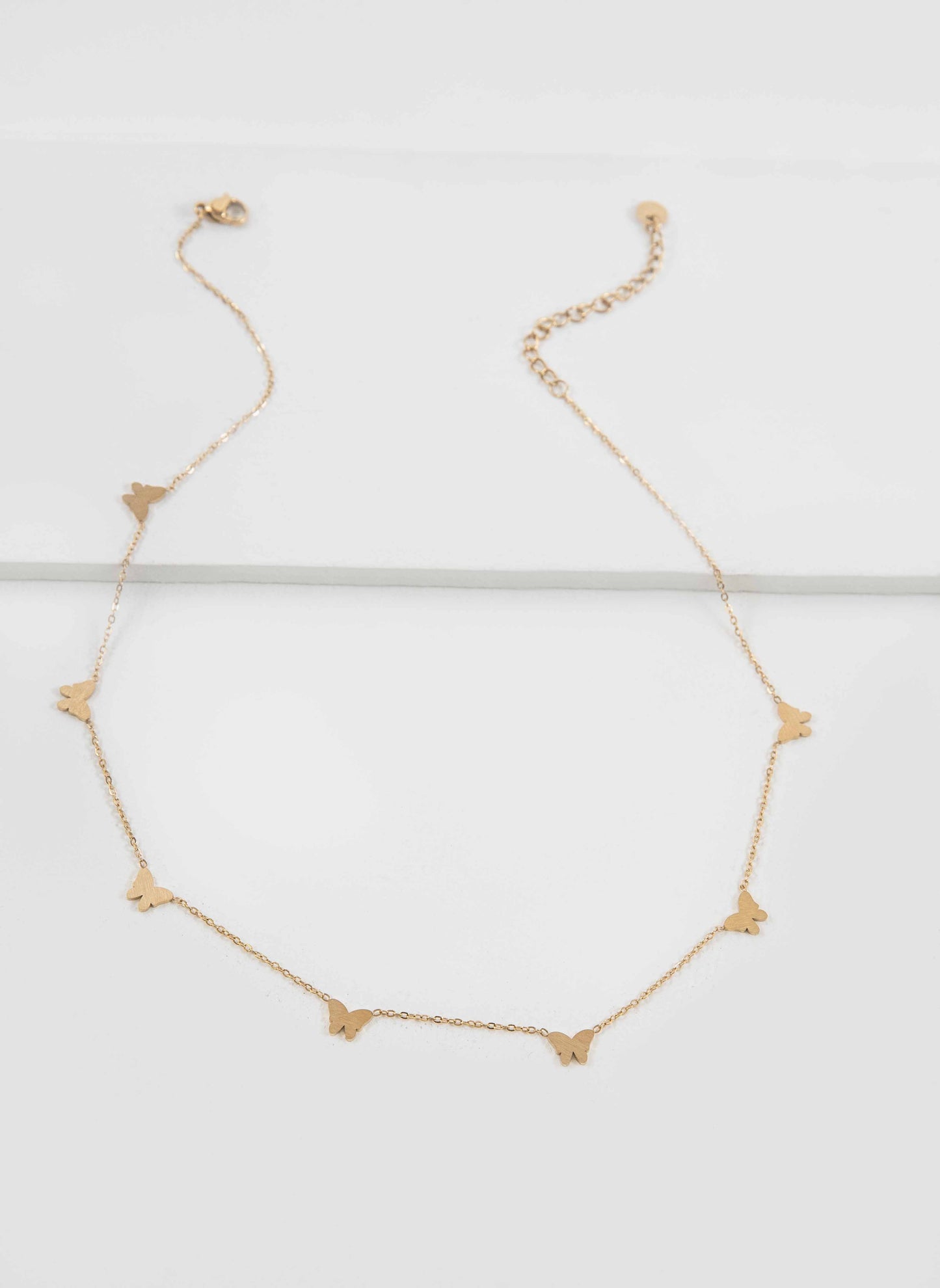 Flutter Linked Charm Necklace | Gold