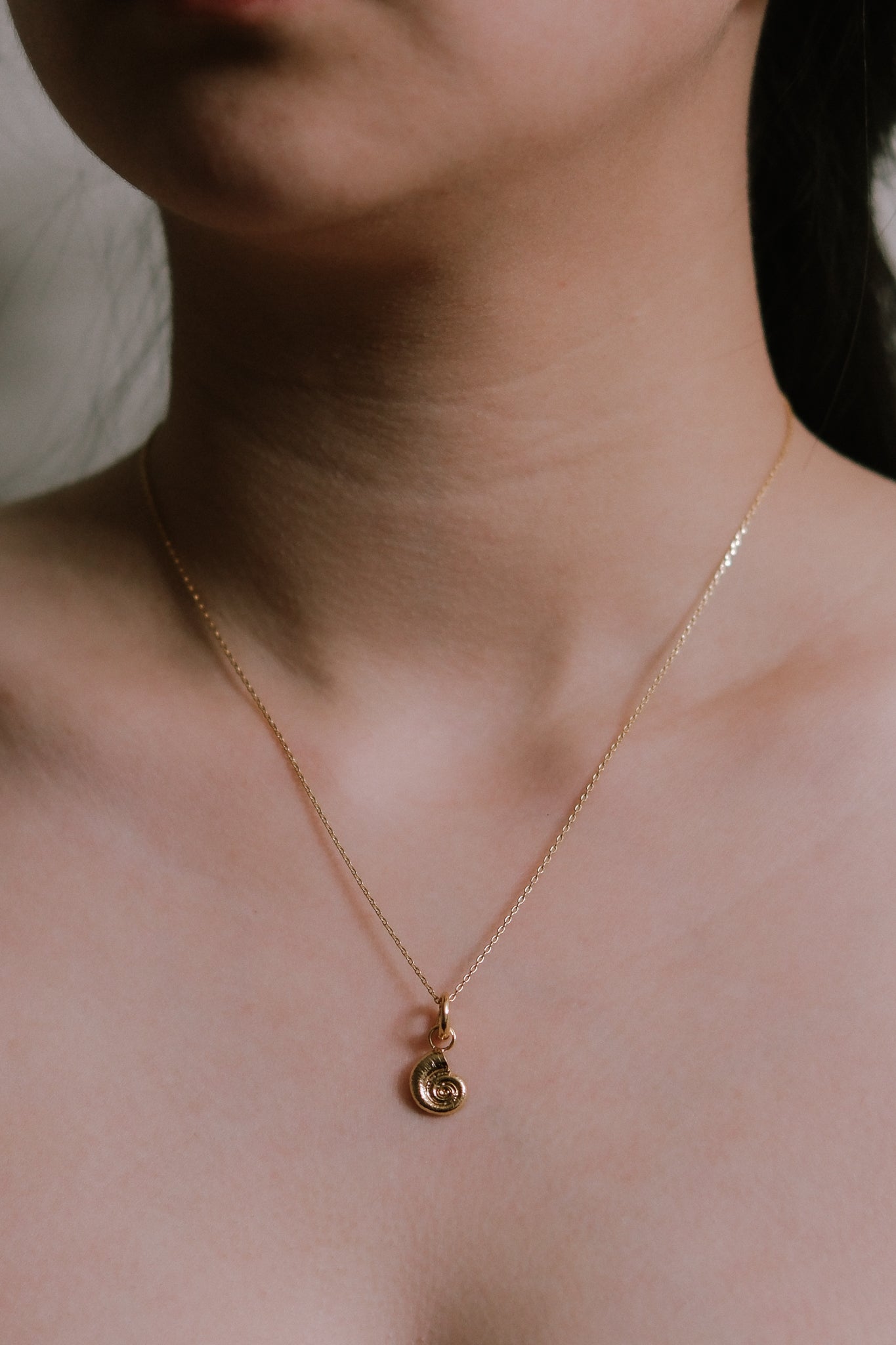 Sea Shell Charm Necklace | Gold