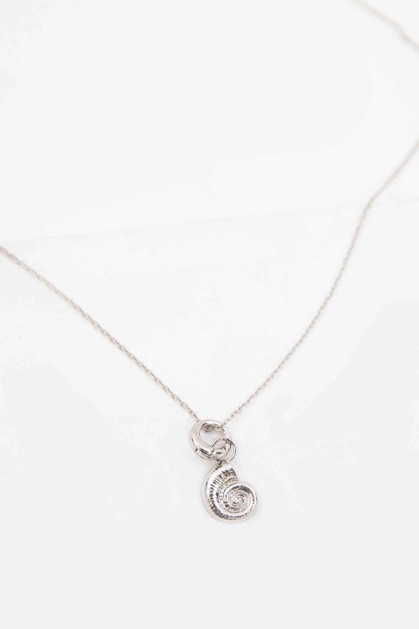 Sea Shell Charm Necklace | Silver