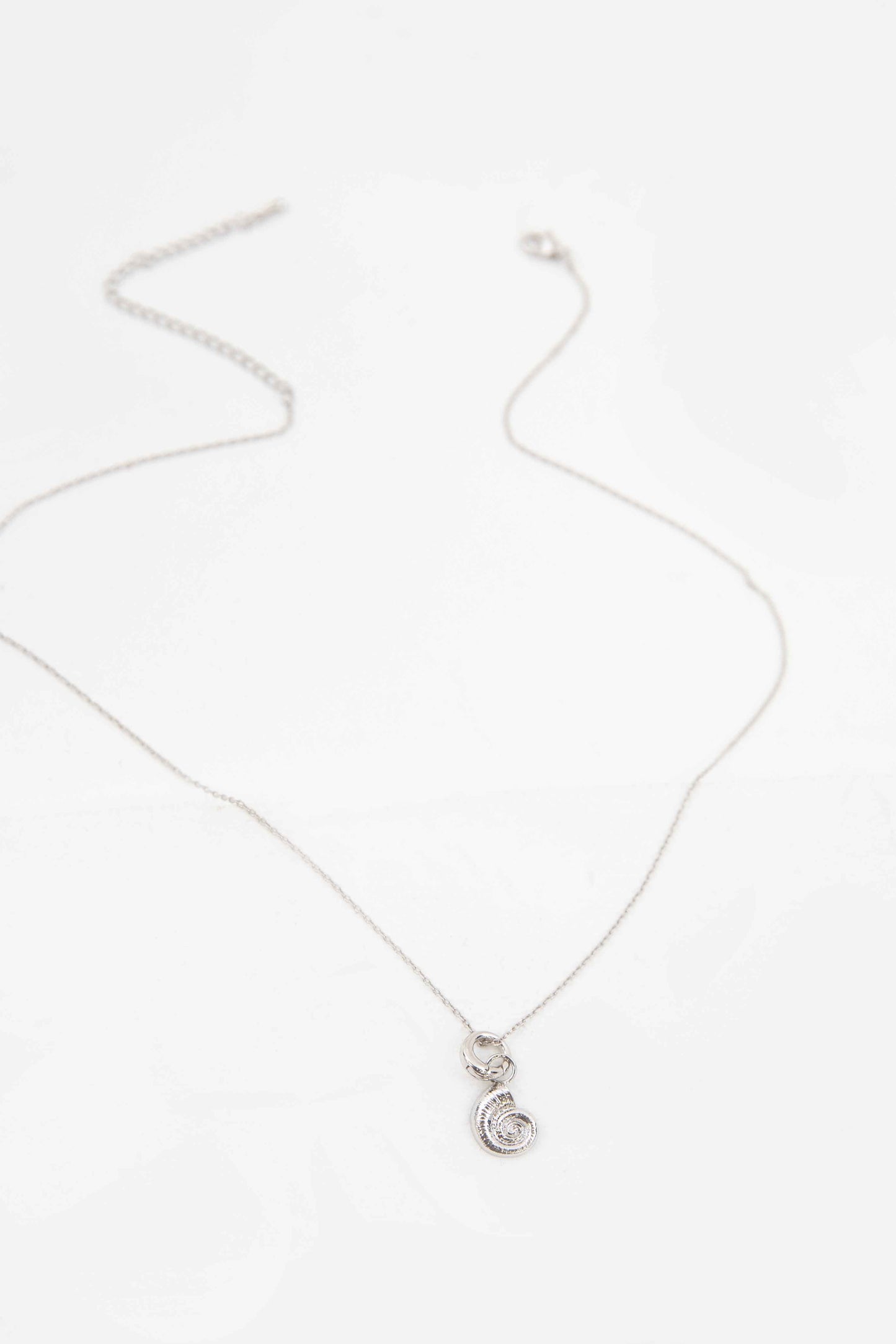 Sea Shell Charm Necklace | Silver