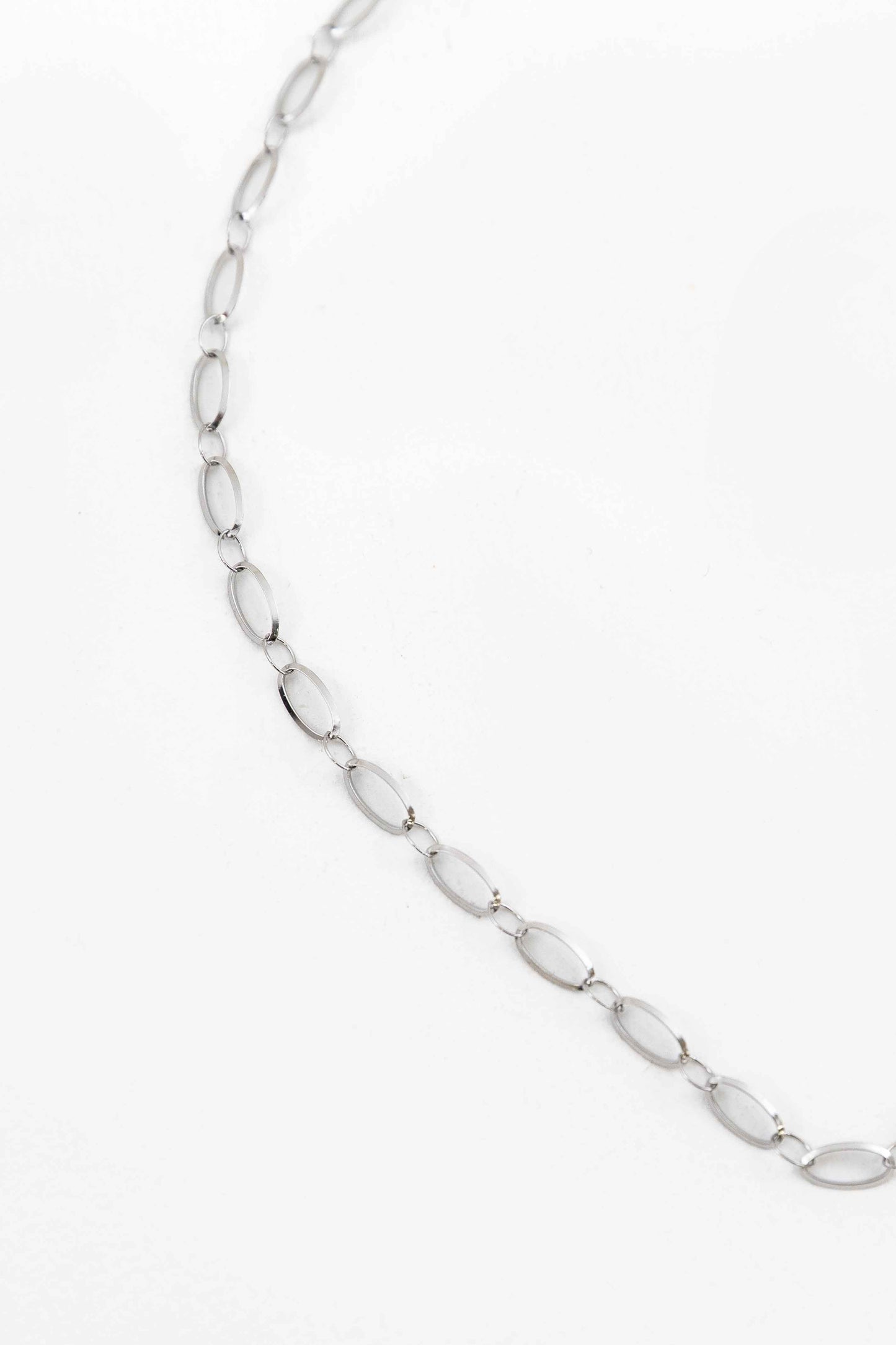 Delicate Oval Link Chain Necklace | Silver