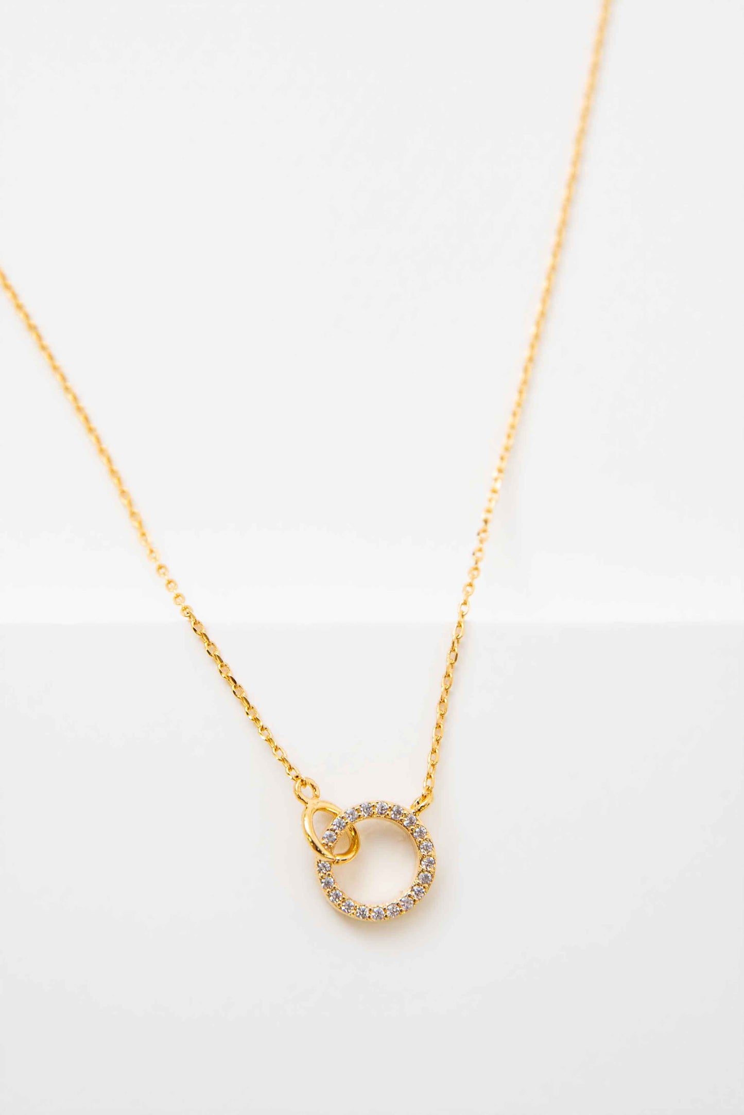 Connected Necklace | Gold