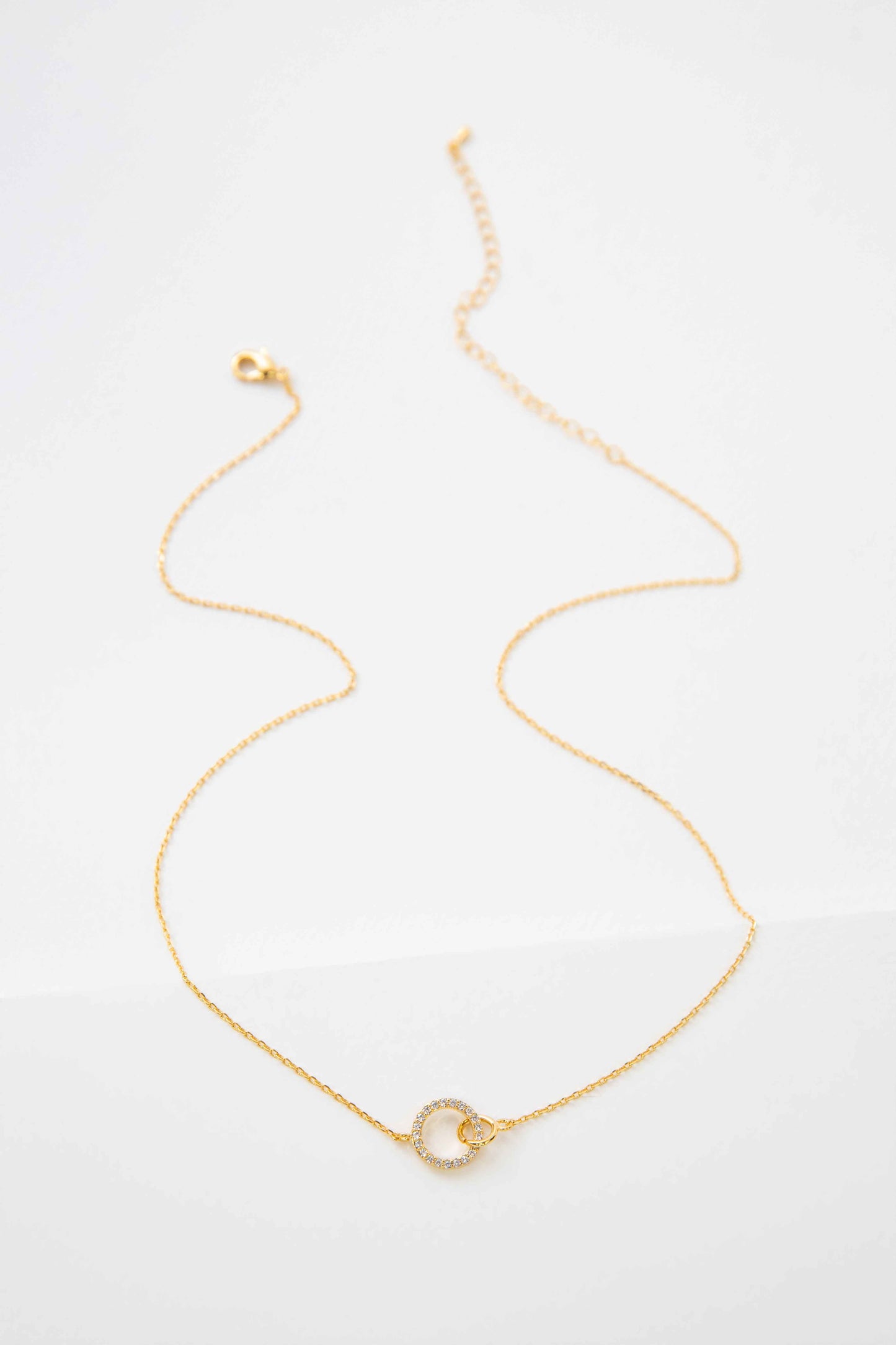 Connected Necklace | Gold
