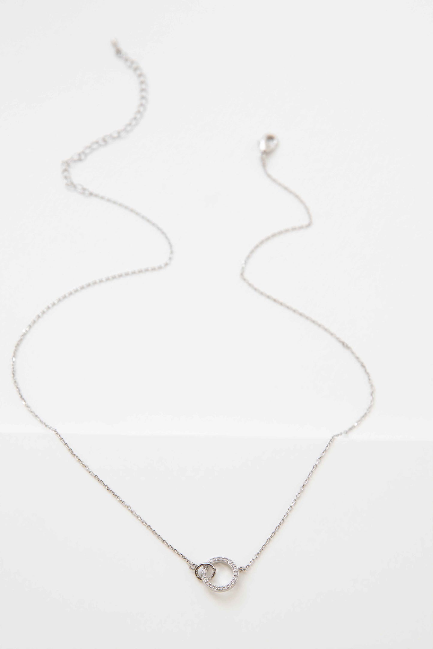 Connected Necklace | Silver