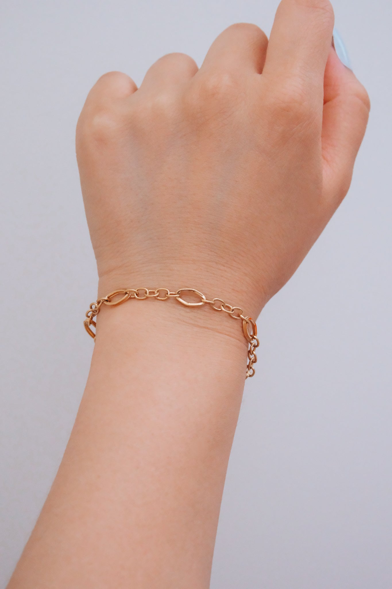Spaced Oval Link Bracelet | Gold