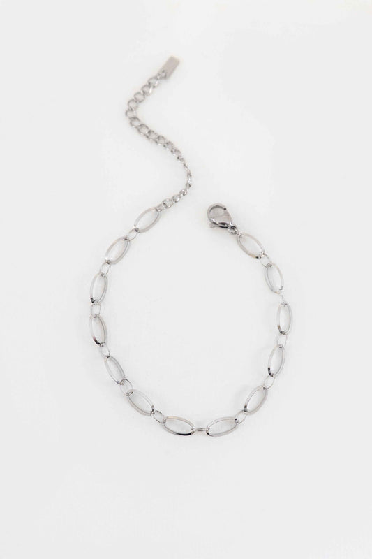 Delicate Oval Link Chain Bracelet | Silver