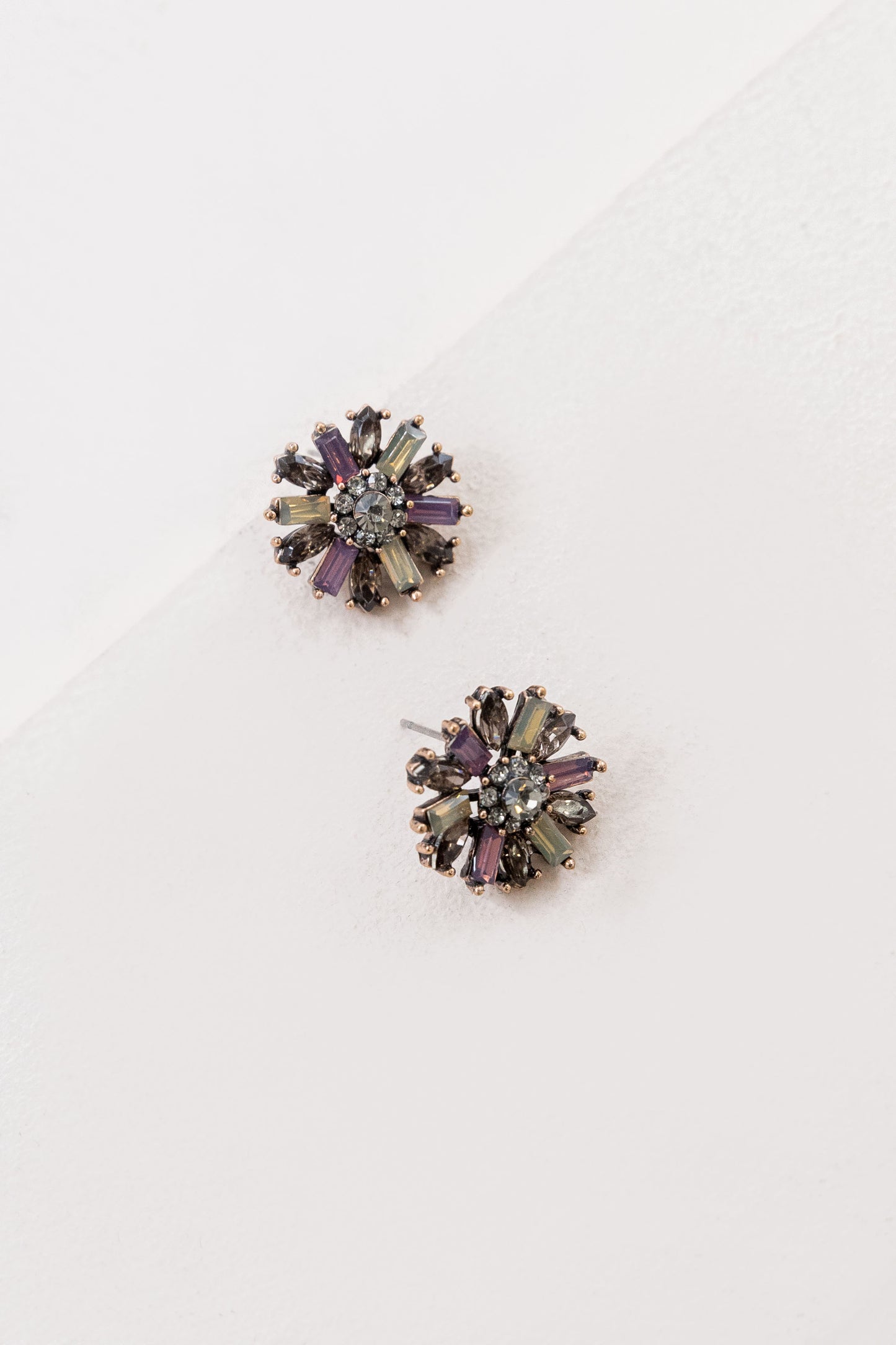 Liesel Stud Earrings | Purple