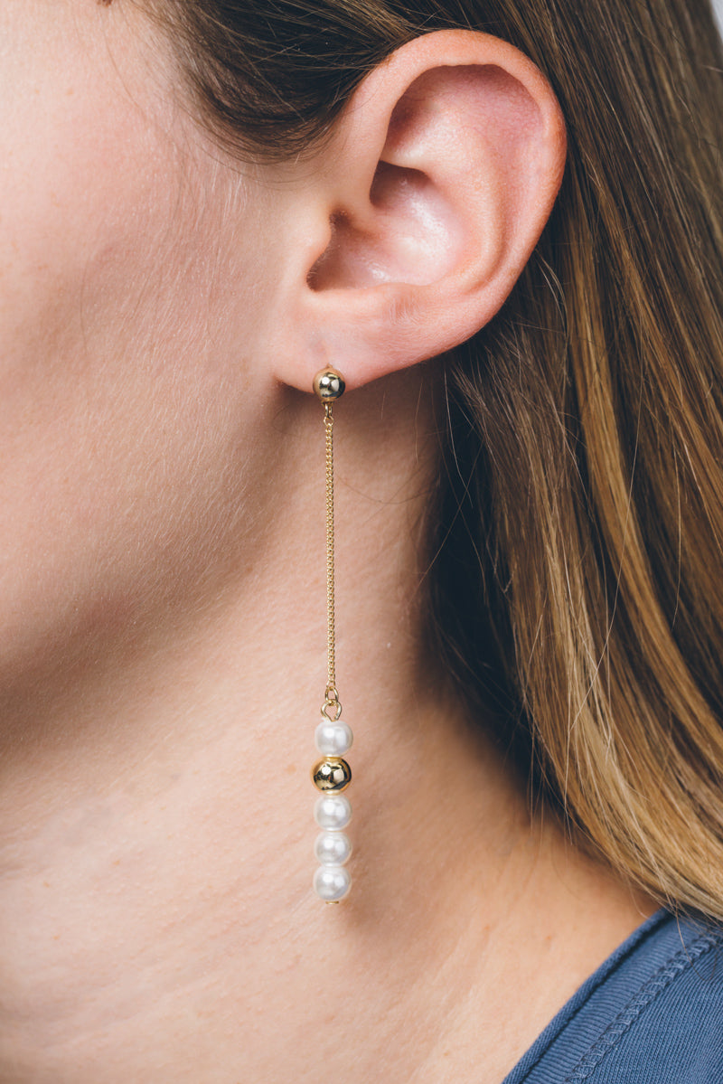 Darling Pearl Dangle Earrings