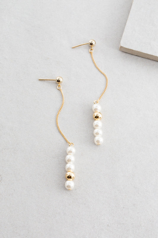 Darling Pearl Dangle Earrings