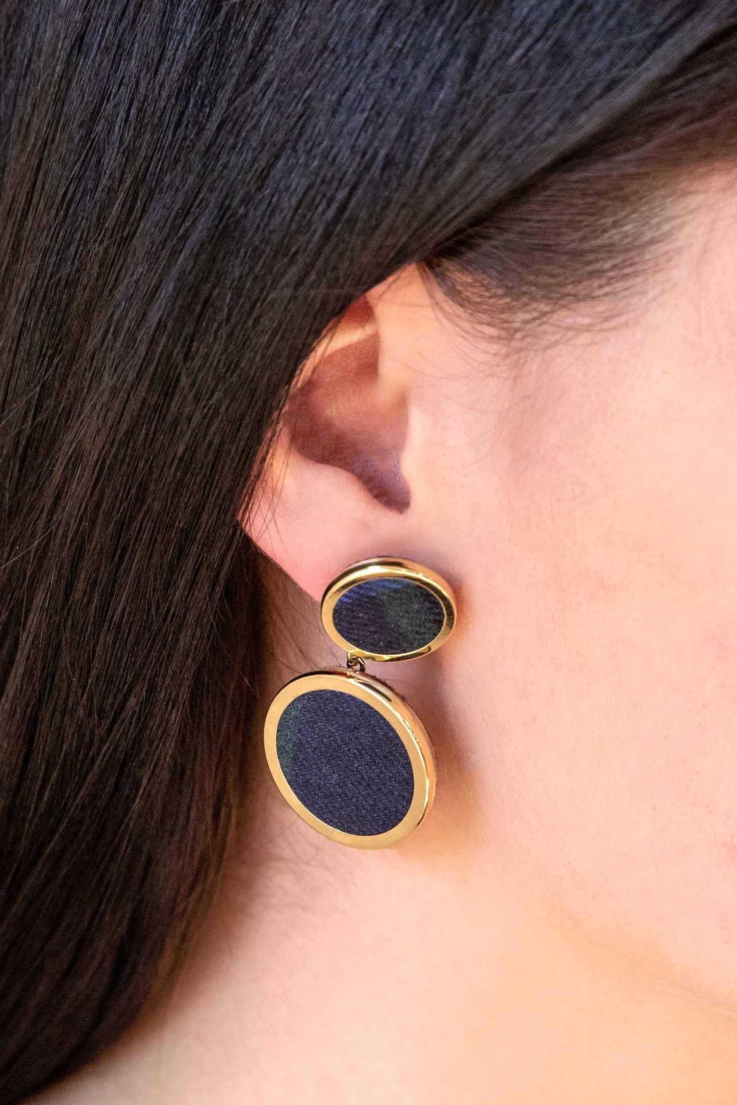 Going Places Circle Drop Earrings | Plaid (14K)