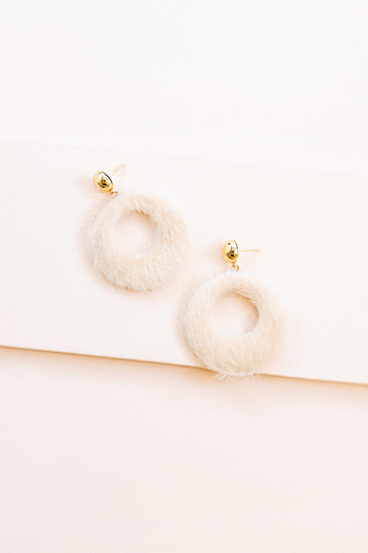 Fuzzy Mod Circle Earrings | Cream (14K)