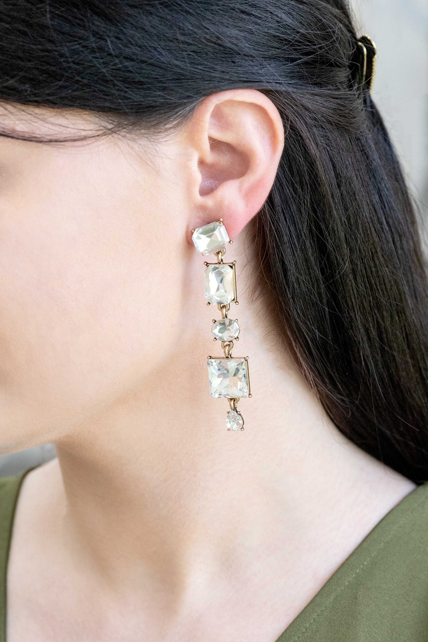 True Elegance Dangle Earrings | Crystal Clear