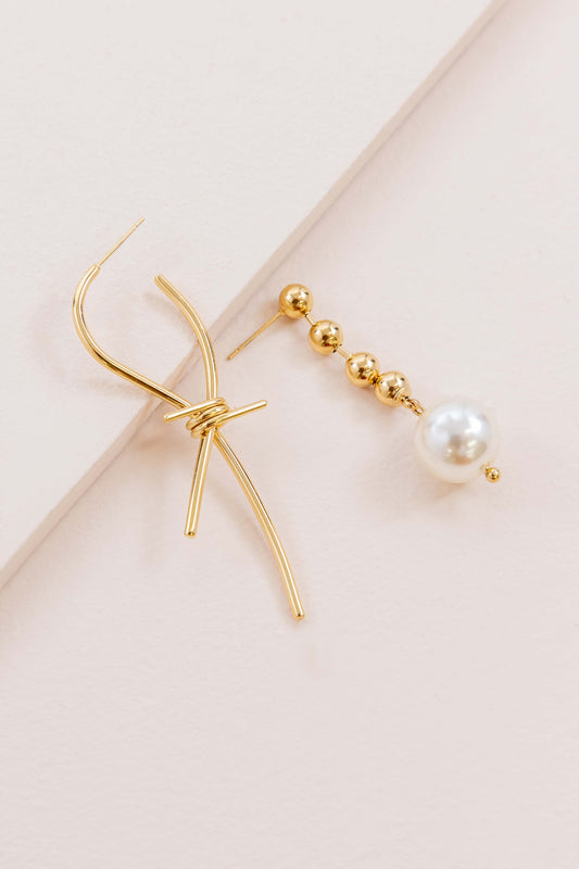 Pearl and Knot Earrings