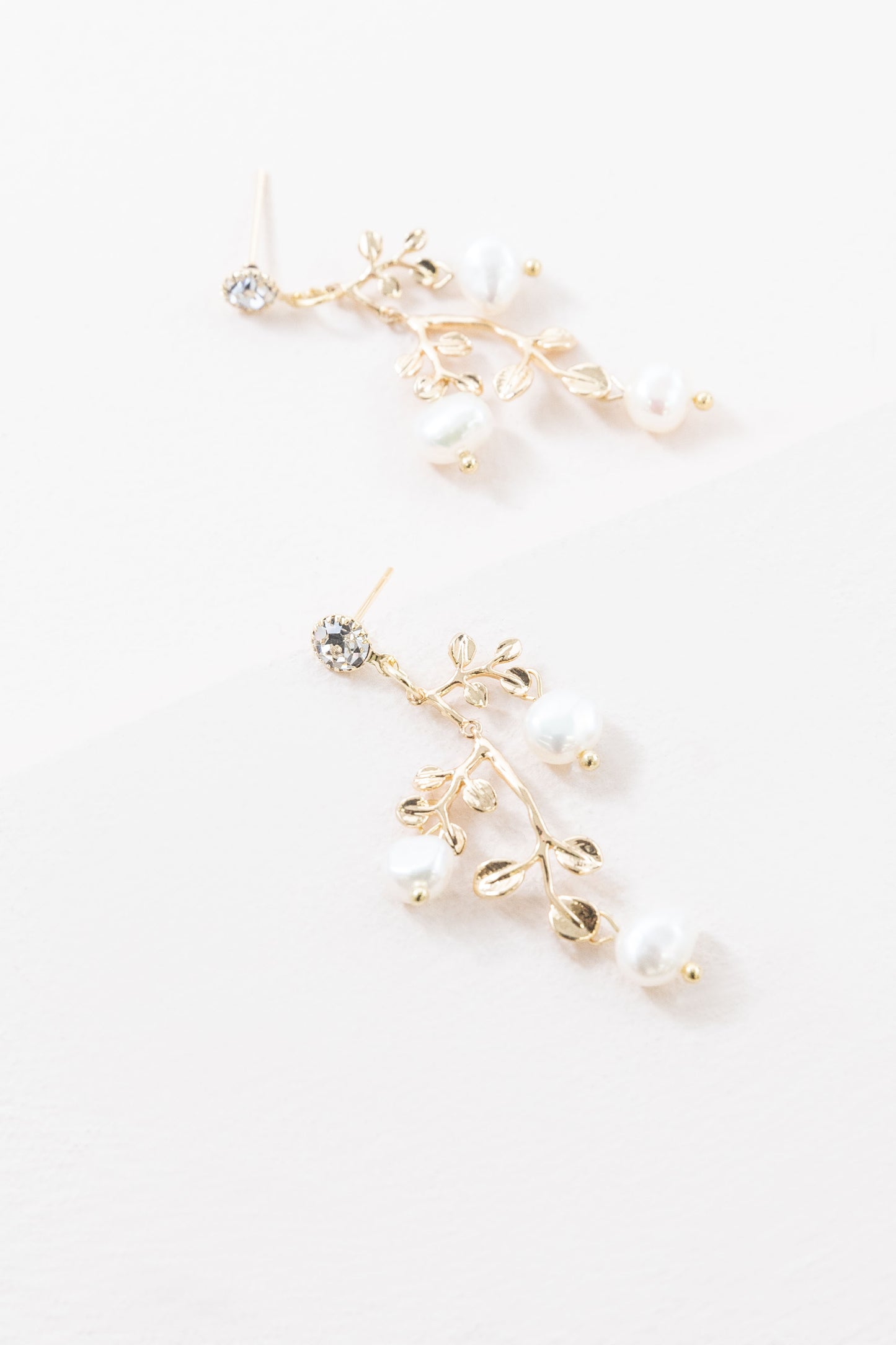 Pretty Pearl Vine Earrings