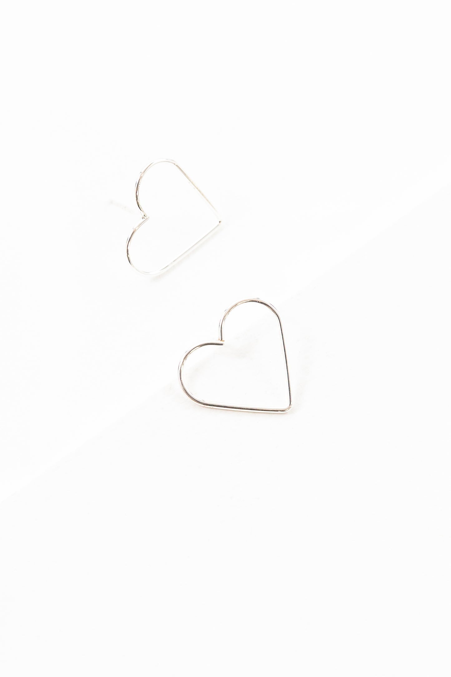 Hearts Content Stud Earrings (14K)