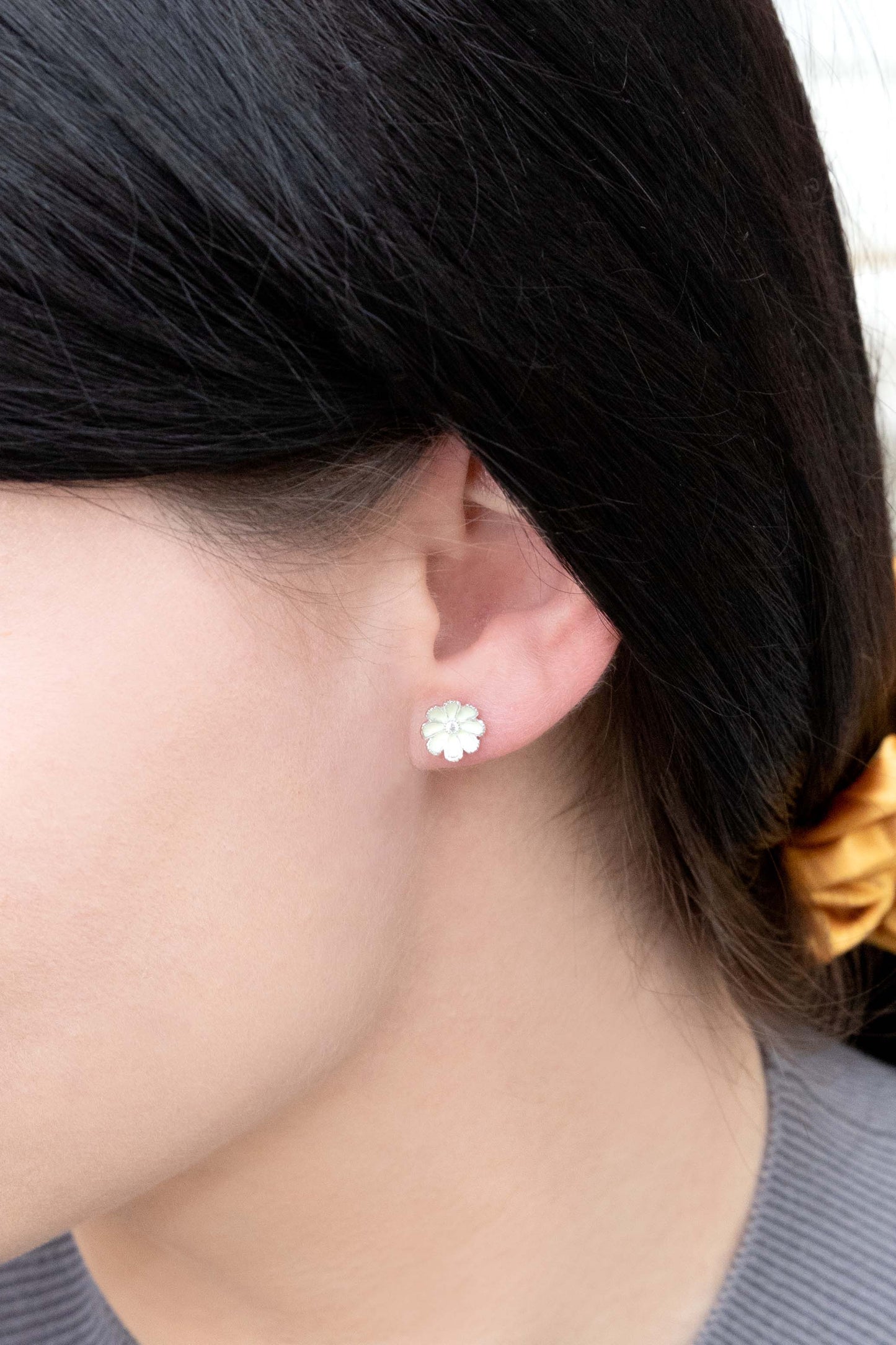 Primrose Stud Earrings | Mint (18K)