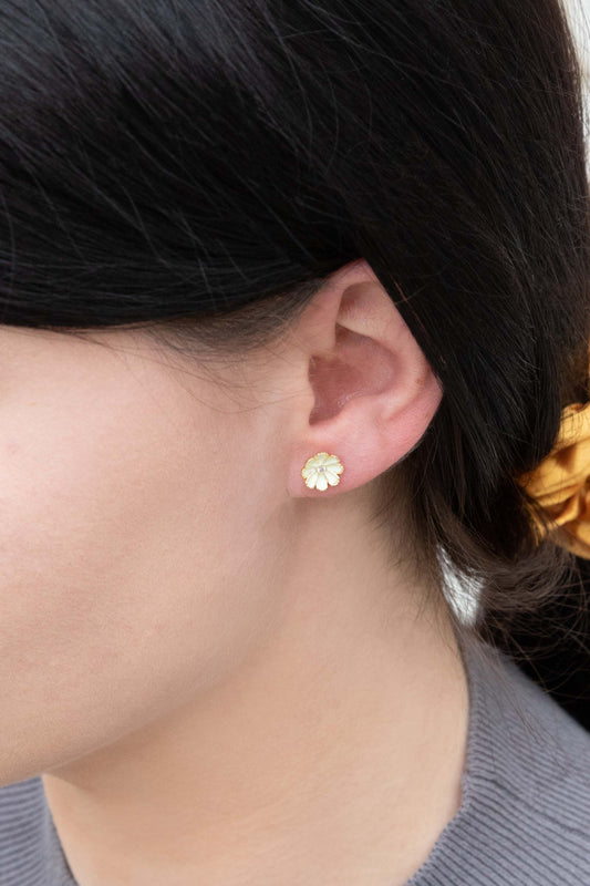 Primrose Stud Earrings | Chiffon (18K)