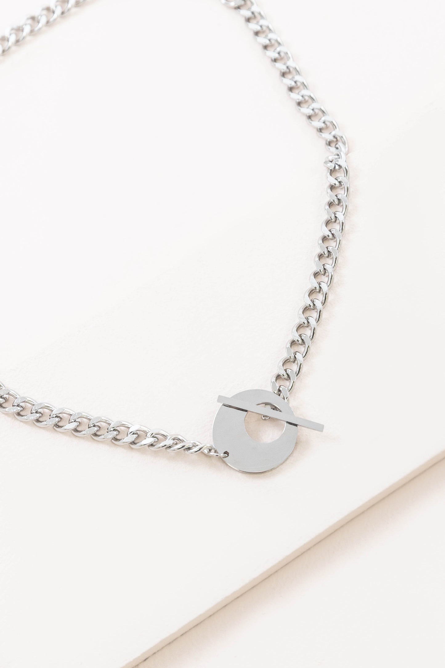 Striking Chain Collar Necklace | Silver