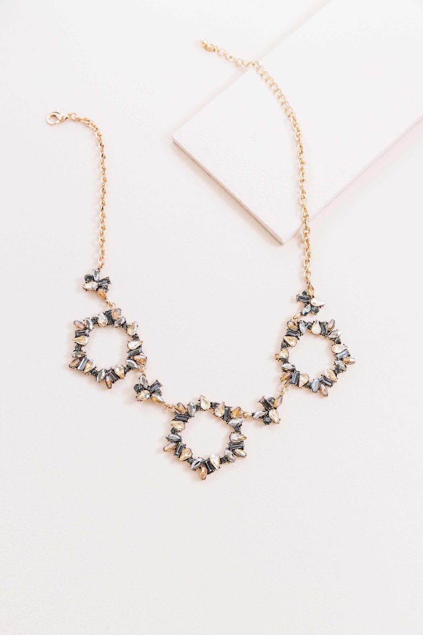 Captivating Circle Stone Necklace | Golden