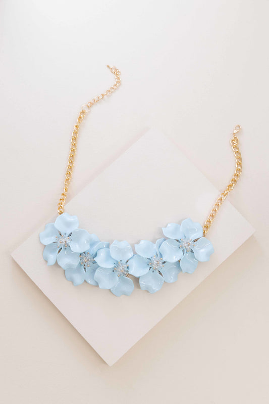 Fresh Flowers Necklace | Baby Blue