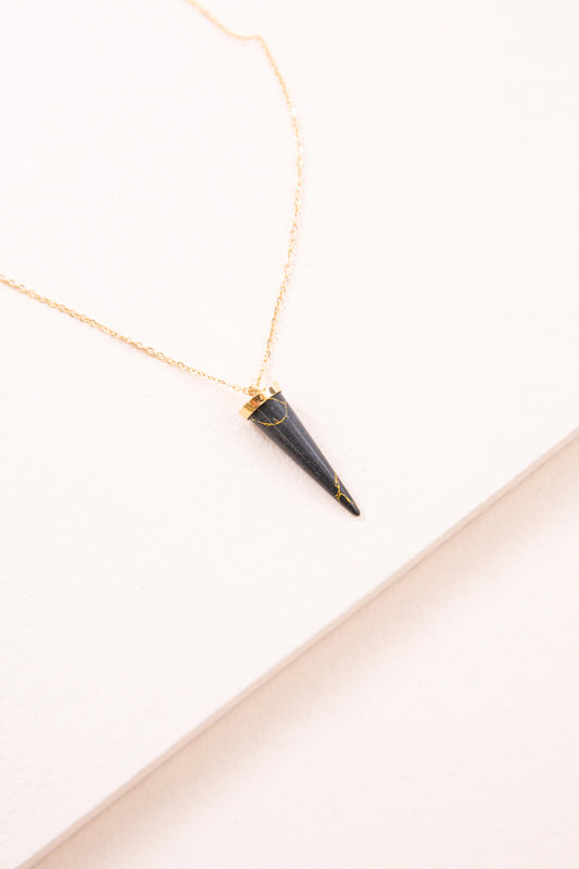 Spike Out Stone Necklace | Black Gold (14K)