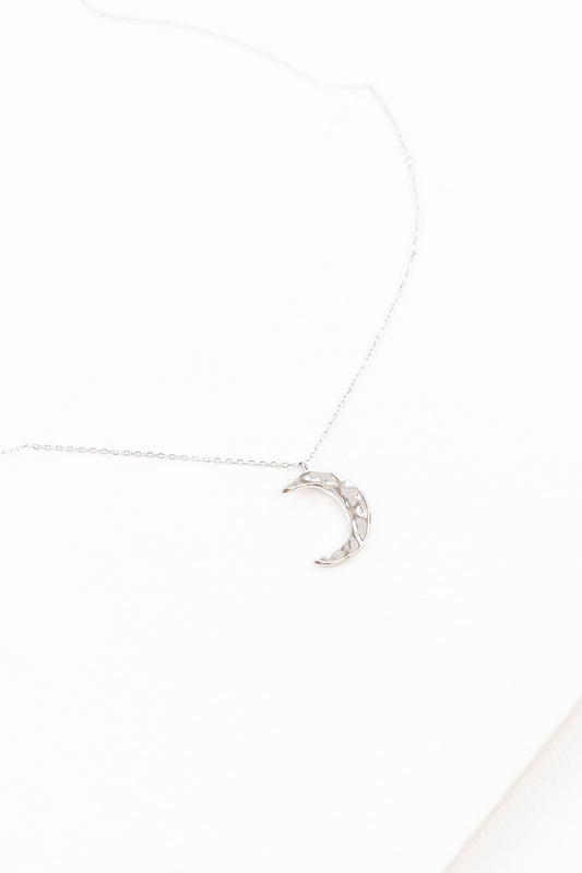 Crescent Moon Hammered Necklace | Silver (Sterl.)