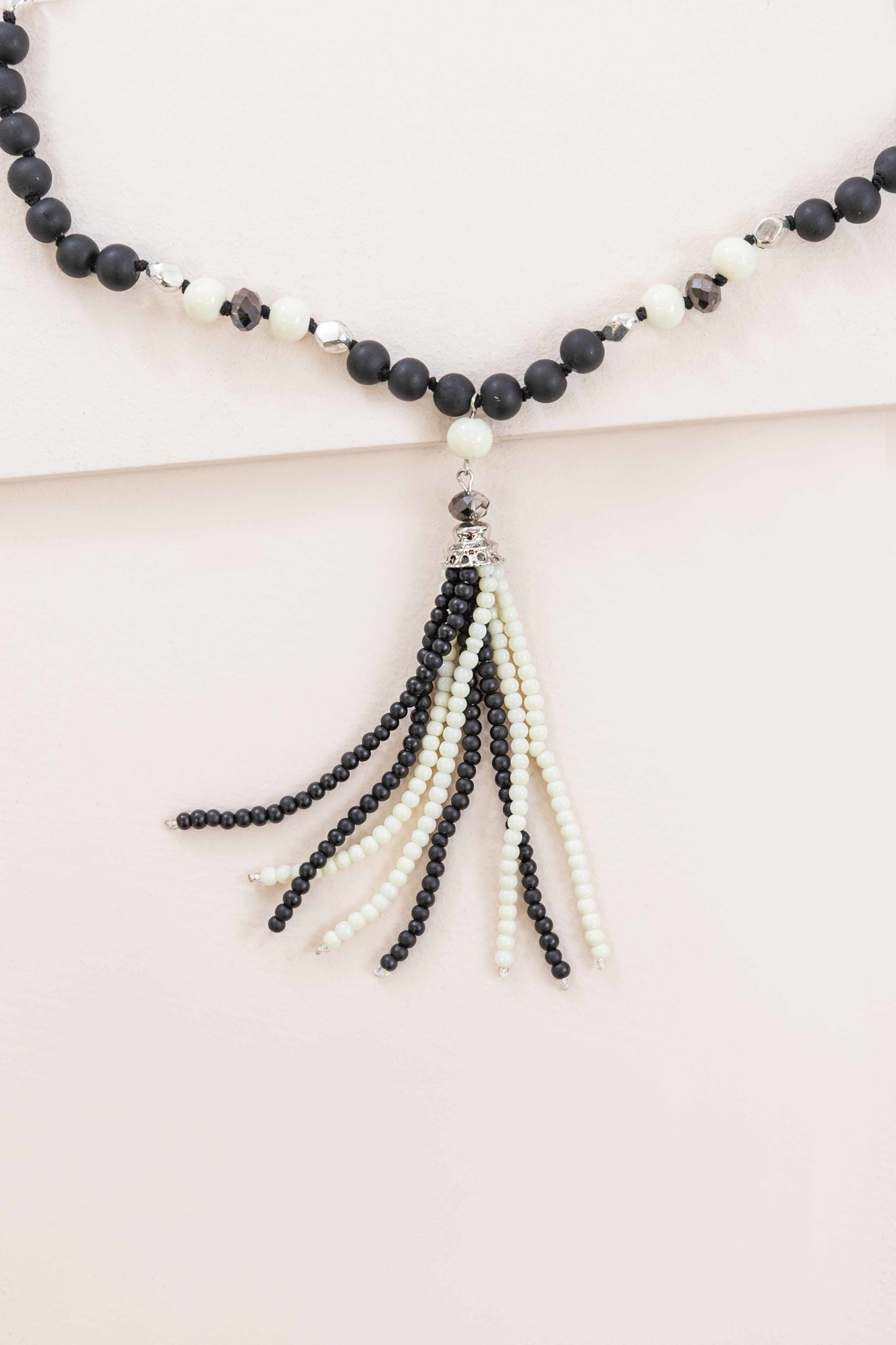 Joelle Beaded Tassel Necklace | Black