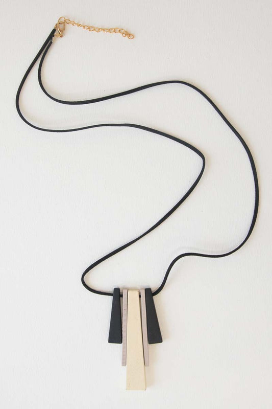 Akemi Pendant Necklace