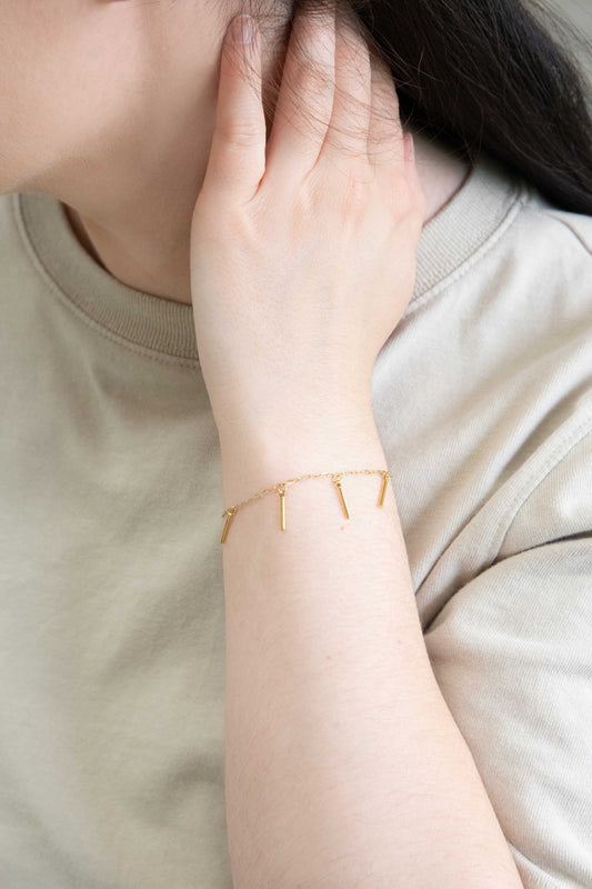 Golden Tassel Bracelet (14K)
