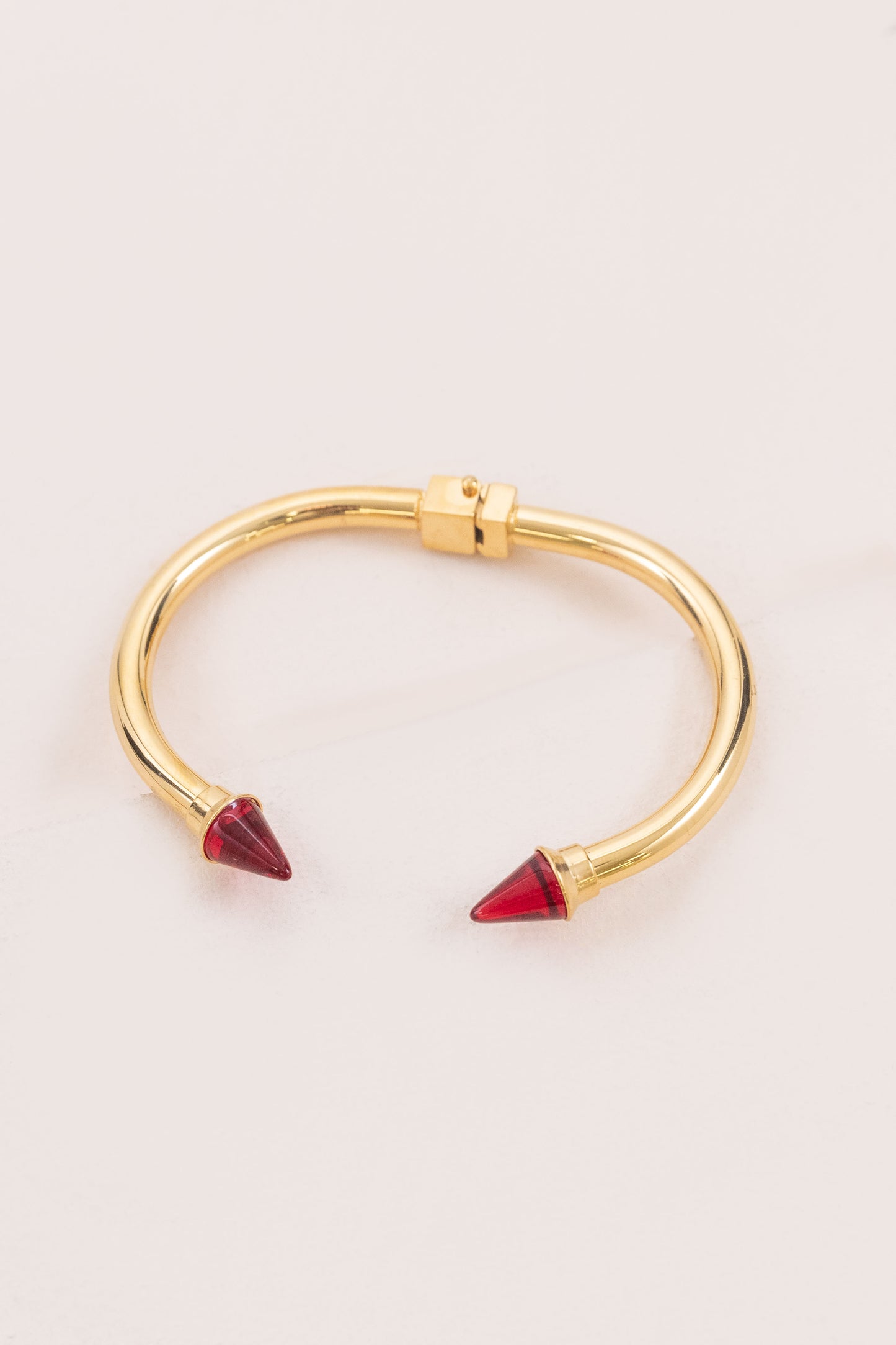Point Stone Cuff | Crimson (14K Gold)