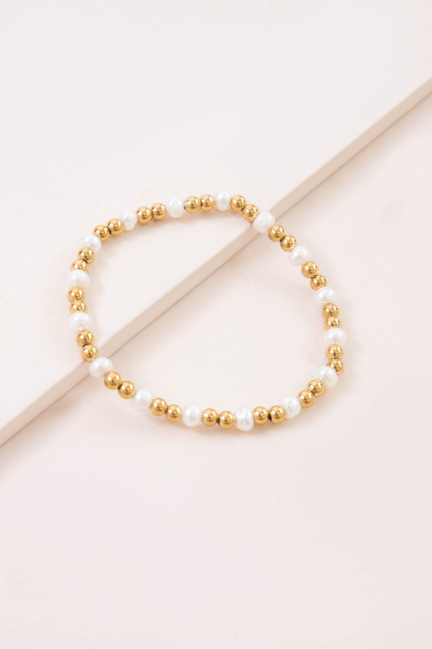 Gold Pearl Bracelet (14K)