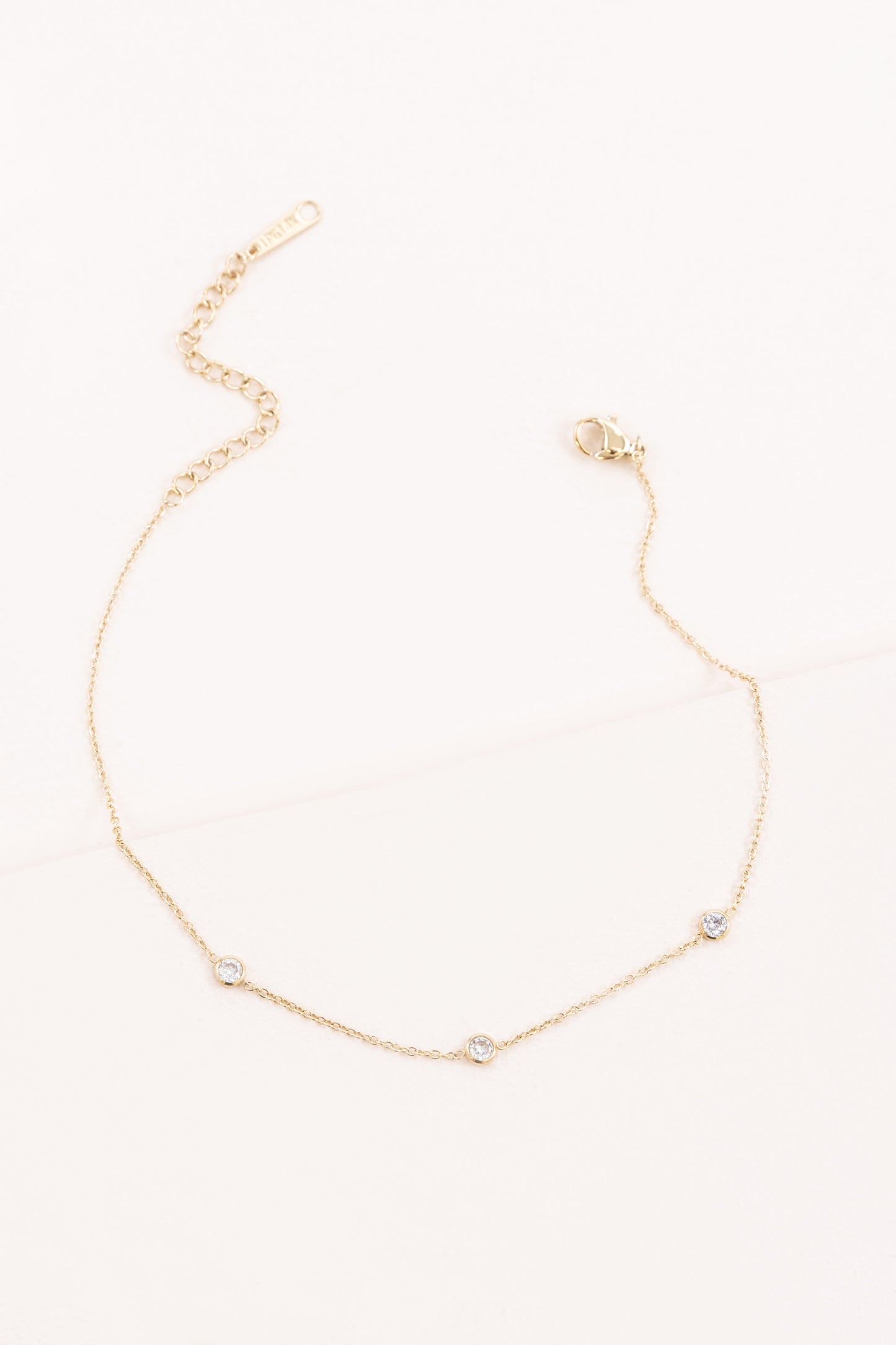 Minimal Circle Rhinestone Anklet