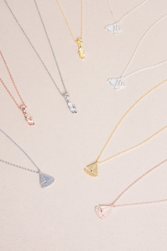 Summer Fun Necklace Set (8 pieces)