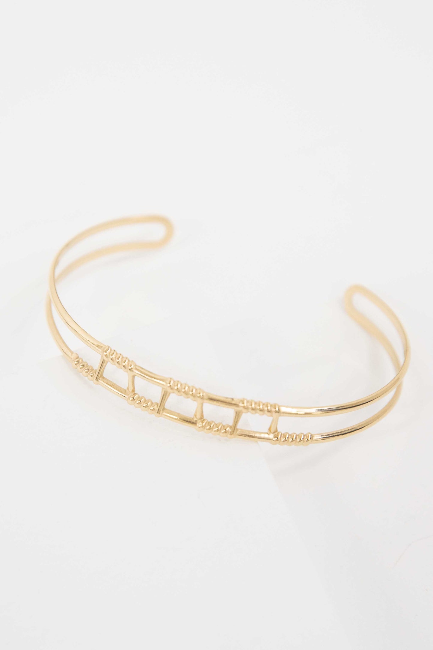 Wired Cuff Bracelet | Gold